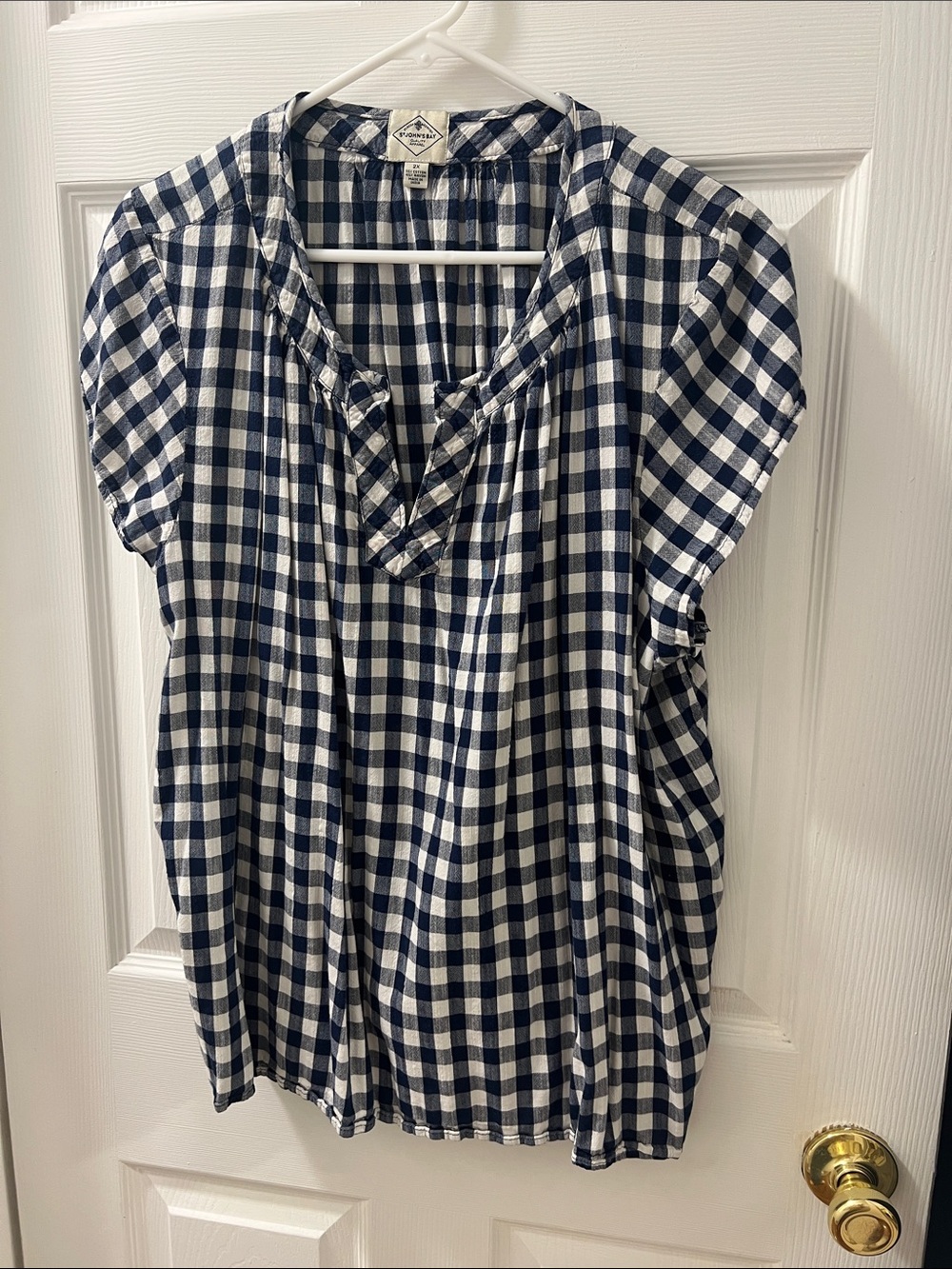 St. John's Bay Navy and White Gingham Short Sleeve Peasant Top